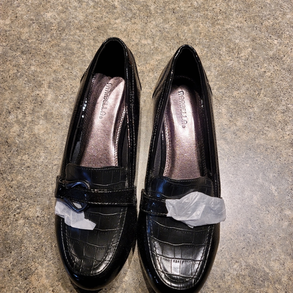 Marbella flats size 10